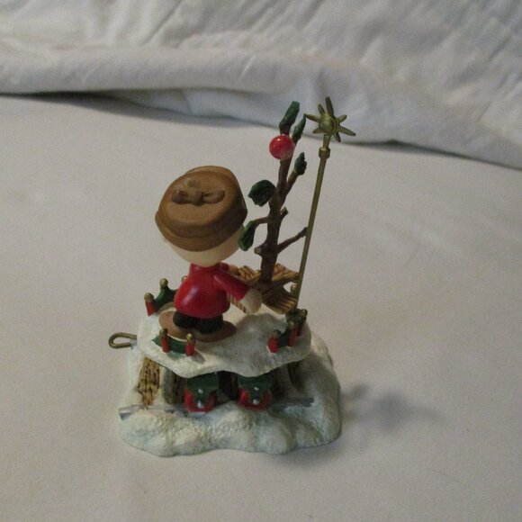 Peanuts The Danbury Mint Peanuts Christmas Train - Picture 3 of 11